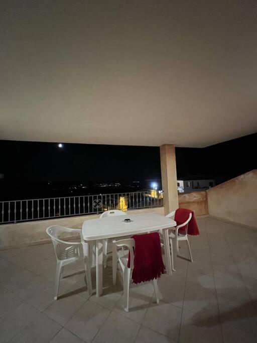 Casa Smeralda - Piscina E Vista Sul Mare! Trinità dʼAgultu Kültér fotó