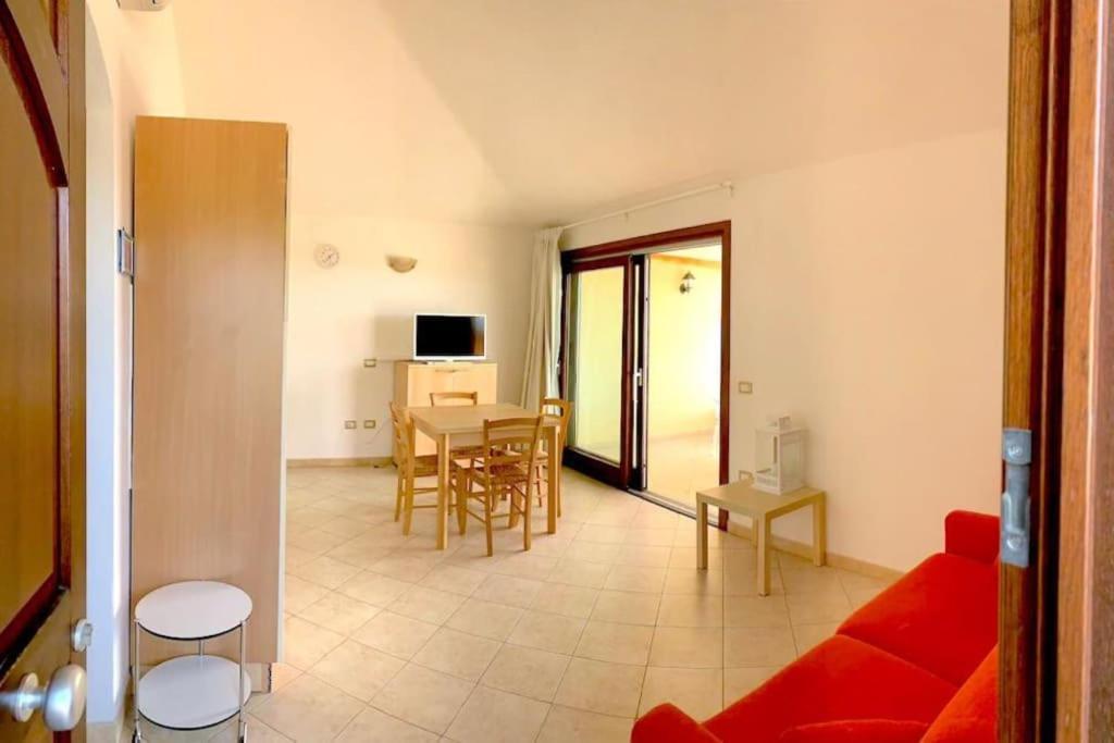 Casa Smeralda - Piscina E Vista Sul Mare! Trinità dʼAgultu Kültér fotó